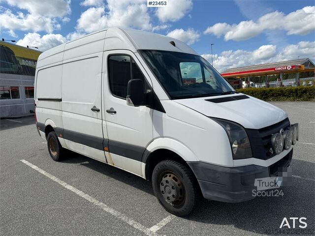Yüksek tavanlı istasyon vagonu VW Crafter van with interior
