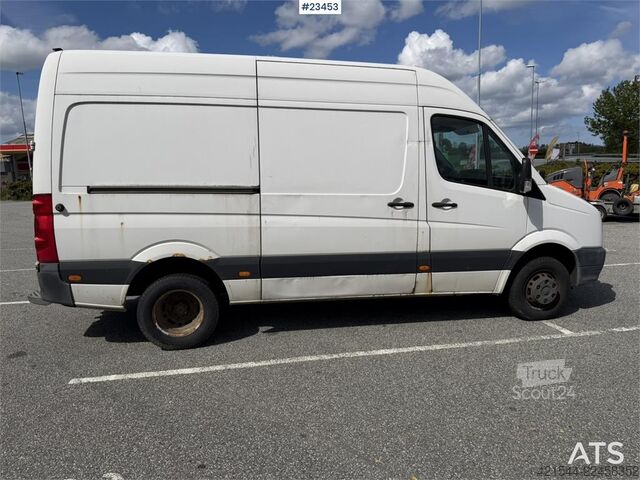 Yüksek tavanlı istasyon vagonu VW Crafter van with interior