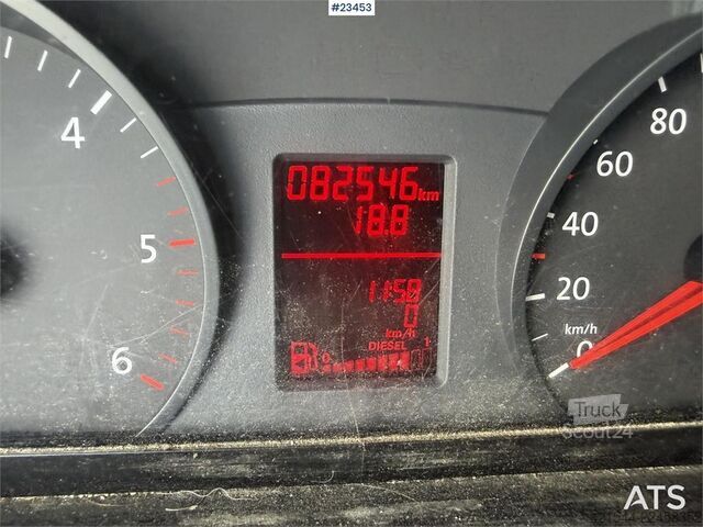 Kombi s vysokou strechou VW Crafter van with interior