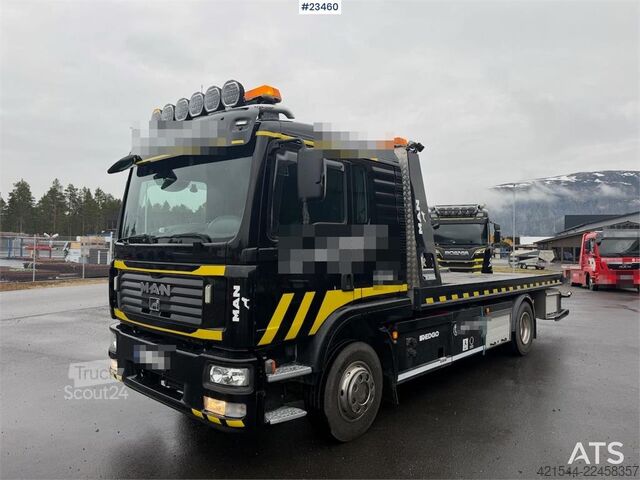 Bärgningsfordon MAN TGM 15.240 4x2 tow truck w/ frame winch, tow boom