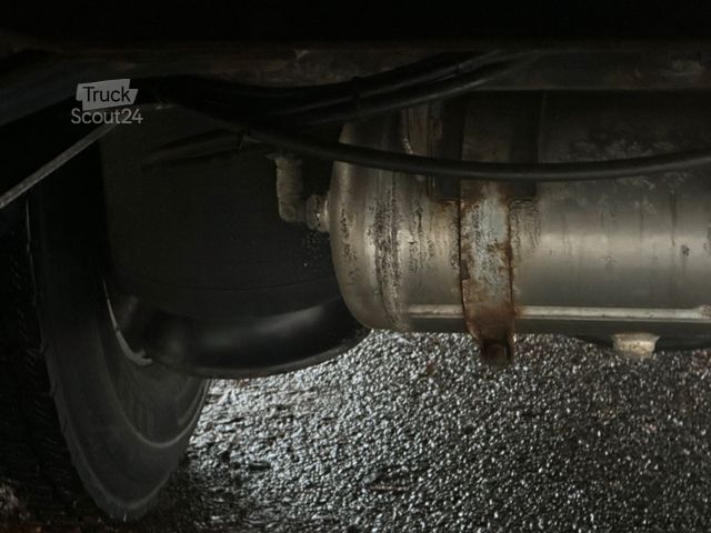 Camión plataforma con toldo IVECO Eurocargo 140-250, Plane/Spiegel, LBW, AHK,KLIMA