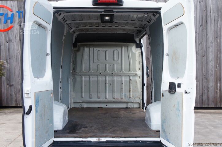 Furgoneta de caja alta FIAT Ducato L2H2 160PS 1.Hand TÜV 2028 AHK