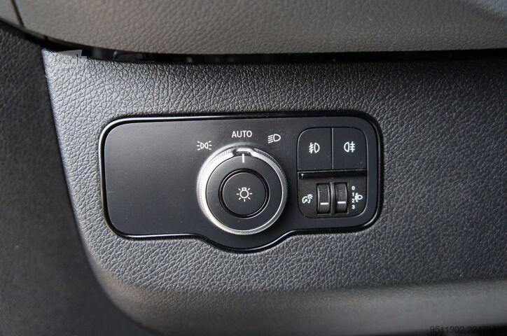 Dodávka s vysokou strechou MERCEDES-BENZ Sprinter 315 CDi Maxi 360 Kamera Navi Sitzheiz.