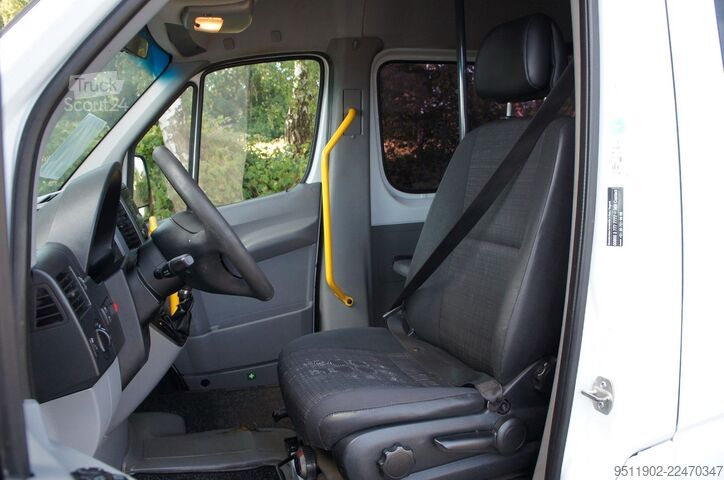 Minibus MERCEDES-BENZ Sprinter 313 CDi Rollstuhlrampe 7+1 Sitz 95KW E6
