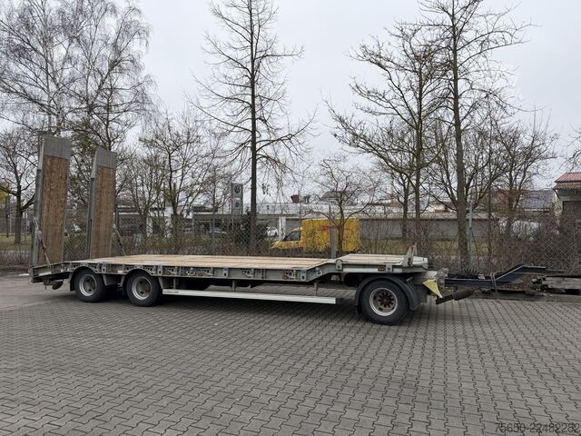 Tieflader Anhänger Humbaur HTD 30  3 Achs Tiefladeranhänger, Wenig Benutzt