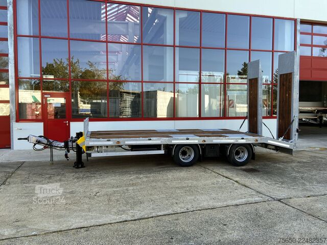 Lågbyggd trailer Möslein TT21-6,5 hydr  21 t Tandemtieflader, hydr. Rampen, NEU