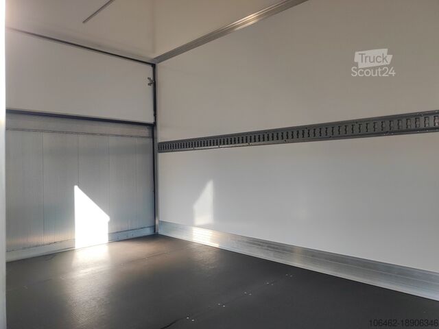 Furgons ar kasti MAN TGE  Koffer LBW 750kg+NAVI+GRA+KLIMA