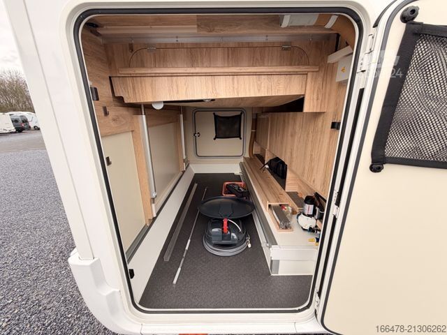 Polintegriran avtodom EURAMOBIL Profila RS 695 QB *st.-Solar*