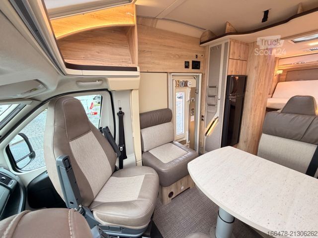 Polintegriran avtodom EURAMOBIL Profila RS 695 QB *st.-Solar*