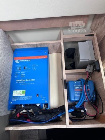 Polintegriran avtodom EURAMOBIL Profila RS 695 QB *st.-Solar*