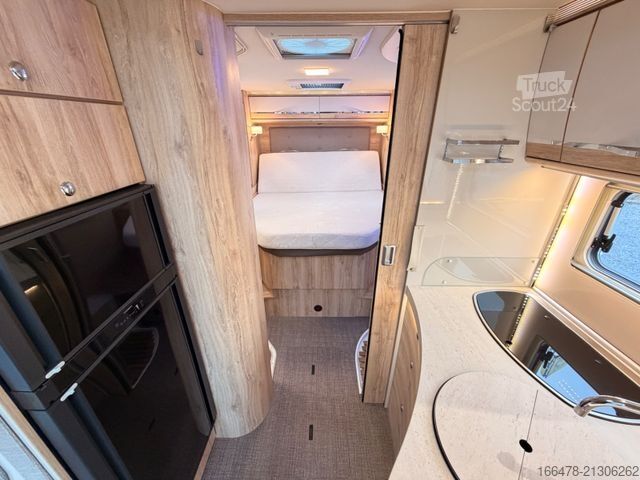 Polintegriran avtodom EURAMOBIL Profila RS 695 QB *st.-Solar*