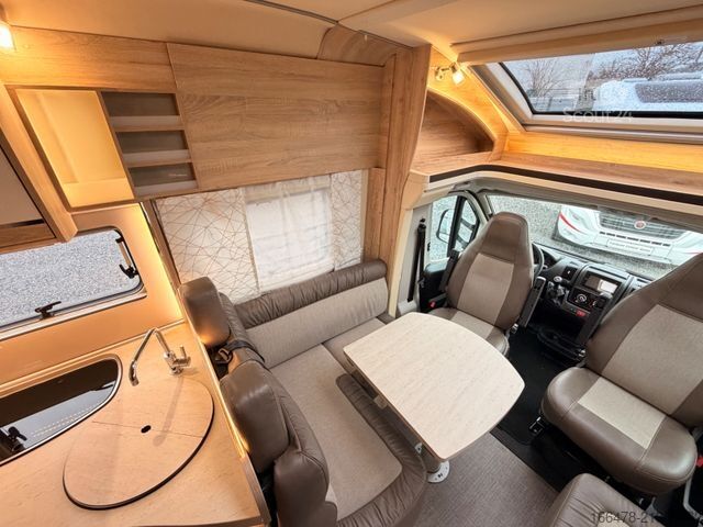 Polintegriran avtodom EURAMOBIL Profila RS 695 QB *st.-Solar*