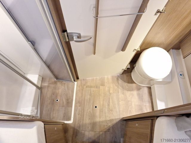 Entegre karavan CARADO pro+ I 447 Dachklimaanlage /Automatik/180PS/Navi