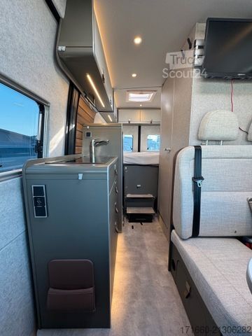 Camping-car HYMER/ERIBA Grand Canyon S CrossOver 600 WECHSELRICHTER, AHK