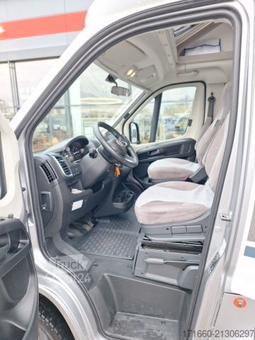 Yarı entegre karavan CARADO pro+ T 338 Automatik, Navi, RFK, SAT&TV