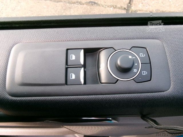 Minibus FORD Tourneo Custom Bus Titanium B&O LHZ AHK Kam