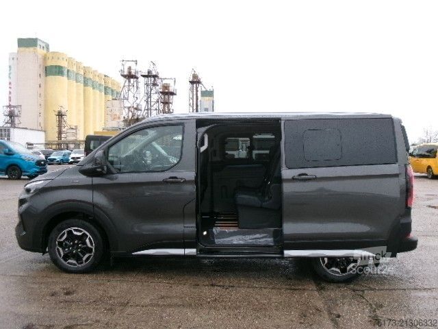 Minibus FORD Tourneo Custom Bus 320 L1 4x4 Active AHK B&O