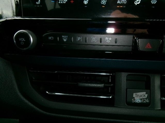 Minibus FORD Tourneo Custom Bus 320 L1 4x4 Active AHK B&O