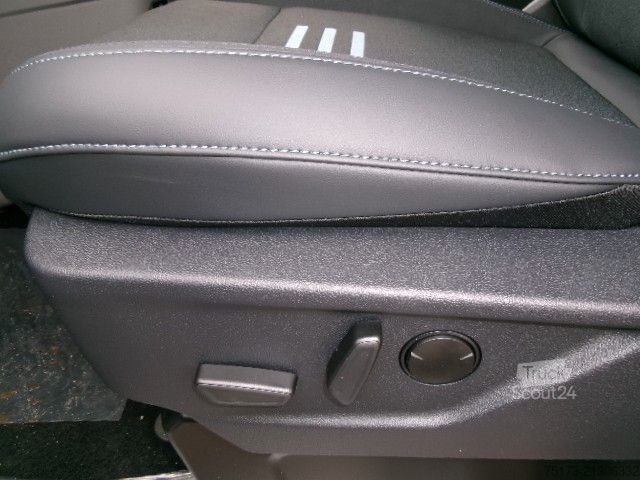 Minibus FORD Tourneo Custom Bus 320 L1 4x4 Active AHK B&O