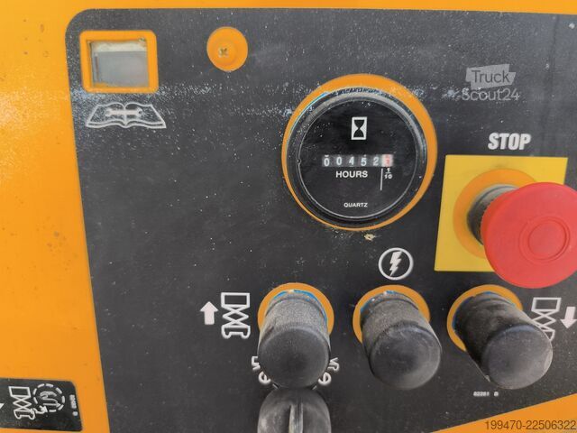  Genie GS-3268 DC