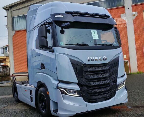 Tracteur routier standard Iveco s-way 480