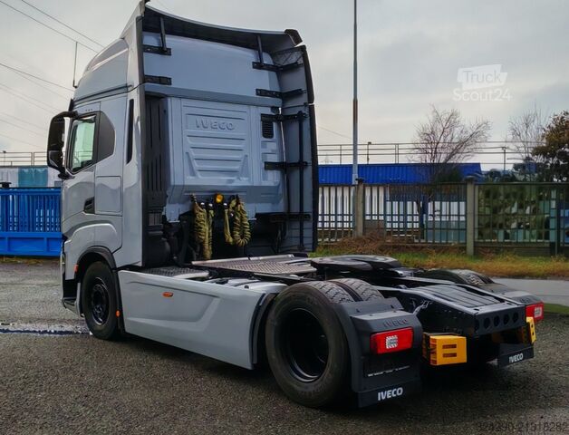 Tracteur routier standard Iveco s-way 480