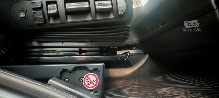 Tracteur routier standard Iveco s-way 480