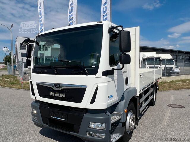 Camion à usage spécial MAN TGM 15.250/Pritsche6,10m/NL 9,4to/Nur 66 tkm,Top