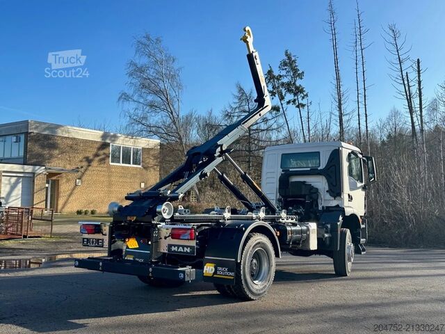 Hakenarmsystem MAN TGM MAN TGM 18.320 4x4 Euro 6e Hyva 12-45