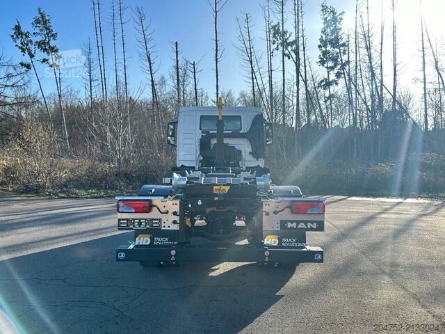 Hakenarmsystem MAN TGM MAN TGM 18.320 4x4 Euro 6e Hyva 12-45