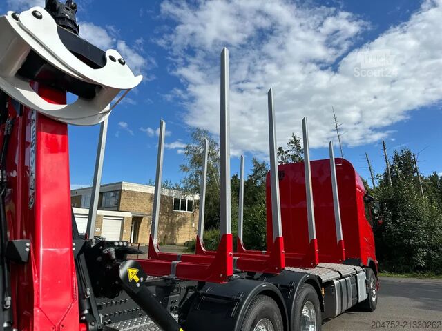Transportador de madeira Volvo FH 540 Volvo FH 540 6x4  EPSILON