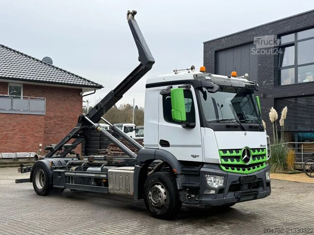 Sistem de braț cu cârlige Mercedes-Benz Arocs 1832 Mercedes-Benz Arocs 1832 L 4x2 Meill...