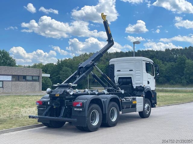 Hakenarmsystem MAN TGS 33.440 MAN TGS 33.440 6x6 Euro6e Hyva -