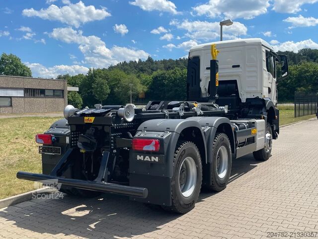 Hakenarmsystem MAN TGS 33.440 MAN TGS 33.440 6x6 Euro6e Hyva -