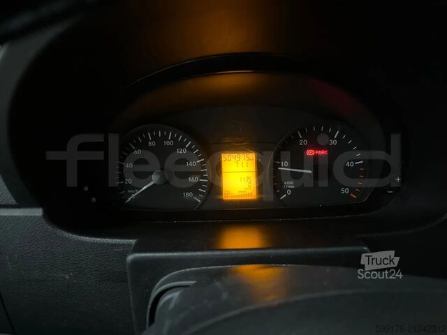 Mercedes-Benz Sprinter Mercedes-Benz Sprinter