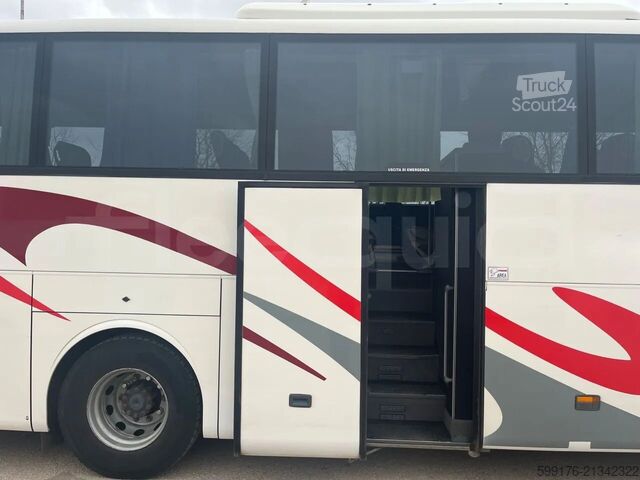 Carro de turismo Mercedes-Benz Tourismo