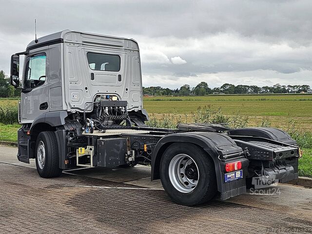 Estándar-SZM MERCEDES-BENZ ANTOS 1840 SHORT CAB XENON 264T