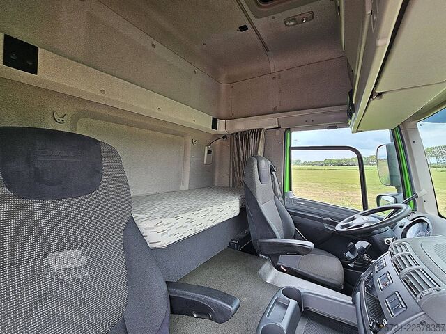 Standaard trekker DAF CF 400
