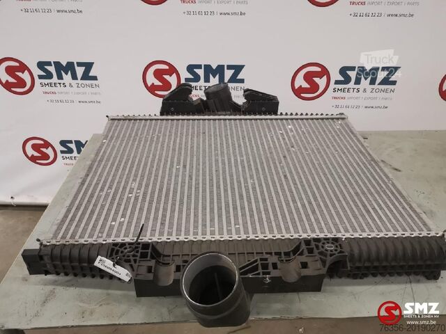 Vmesni hladilnik Mercedes Occ Intercooler Mercedes Axor