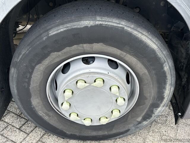 Tank Renault Premium 270.19 4 comp