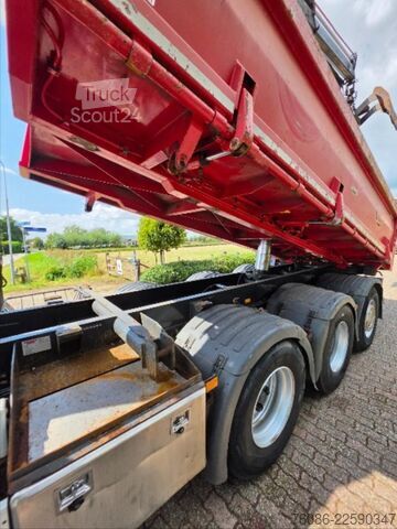 Volquete con grúa Scania G 400 B 8X4*4 TRIPLE!! KRAAN/KIPPER!!  NL TRUCK!