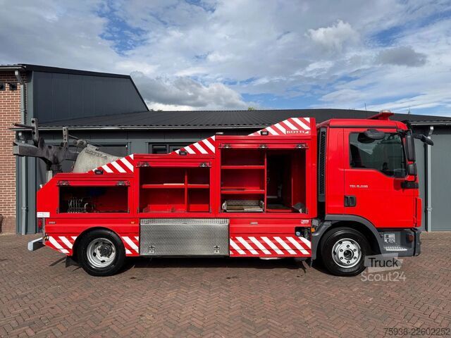 Kurtarma aracı MAN TGL 8.220 Takelwagen TowTruck Abschlepwagen Tak...