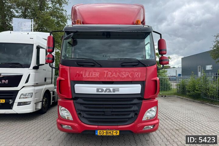 Bīdāmais tents DAF CF 330 Day Cab, Euro 6, 6x2 / Broken engine! / ...
