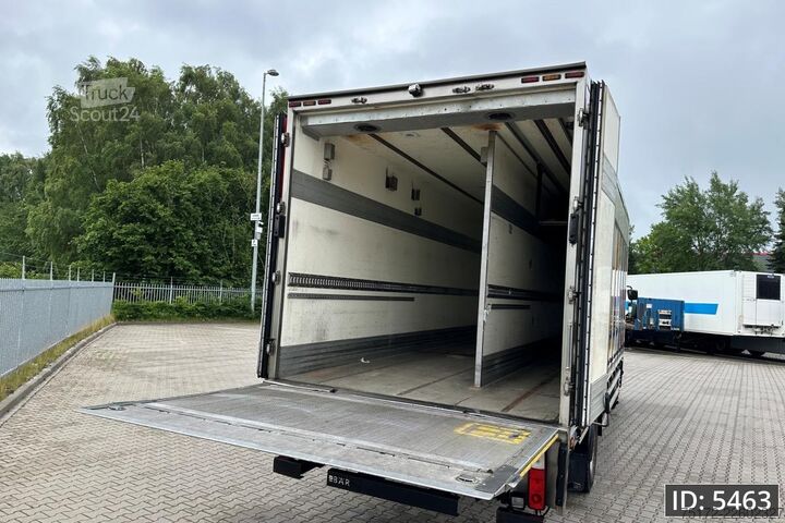 Kyld/fryst transport Renault Premium 270 Day Cab, Euro 5, Carrier / side doo...