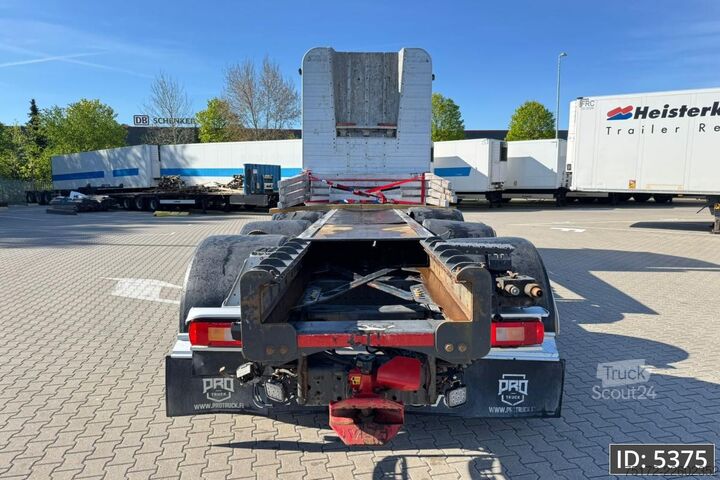 Timmertransportör Volvo FH16 750 Globetrotter XL, Euro 6, 8x4 / Hydraul...