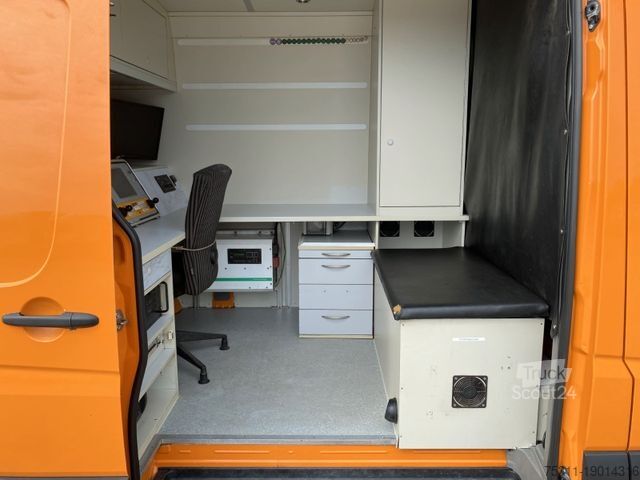 Korotettu pakettiauto MERCEDES-BENZ 315 CDI Kamerawagen| PC-Setup*Standklima*RFK*AHK