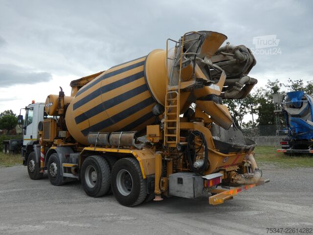 شاحنة مضخة خرسانة Iveco EUROTRAKKER 410E44H