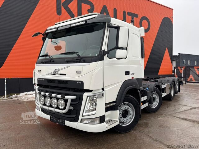 Telaio cabinato Volvo FM 500 8x2*6 LOW MILEAGE DEMO TRUCK ! / PTO / C...