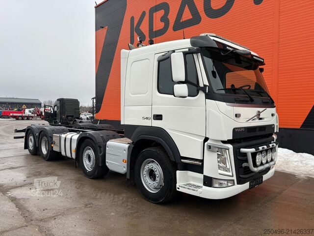 Telaio cabinato Volvo FM 500 8x2*6 LOW MILEAGE DEMO TRUCK ! / PTO / C...