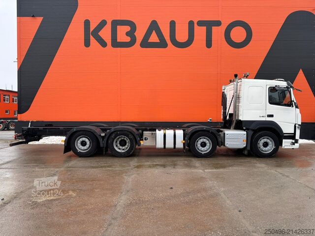 Telaio cabinato Volvo FM 500 8x2*6 LOW MILEAGE DEMO TRUCK ! / PTO / C...